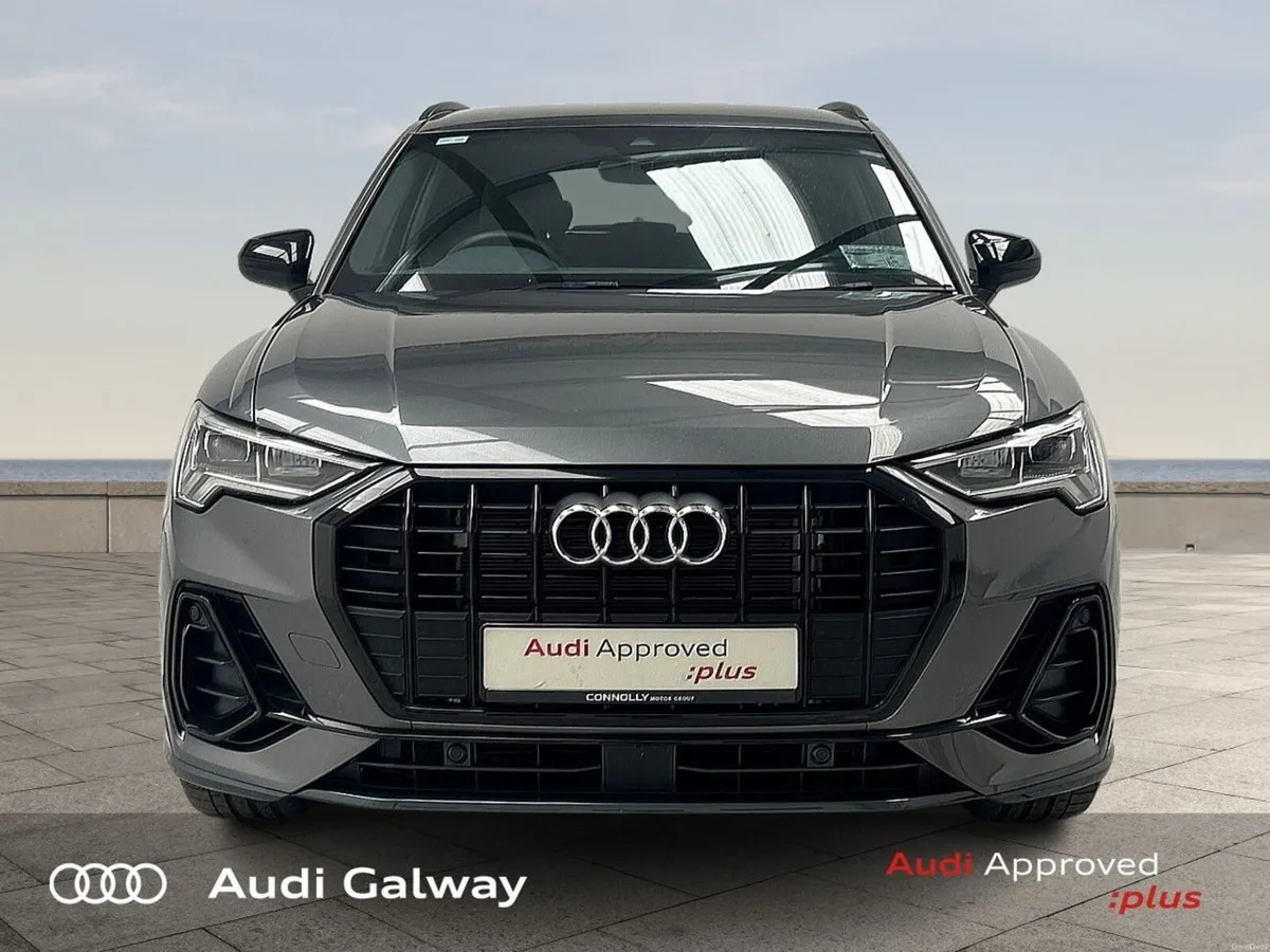 Audi Q3 45 TFSI e S-LINE BLACK EDITION A/T - Image 2