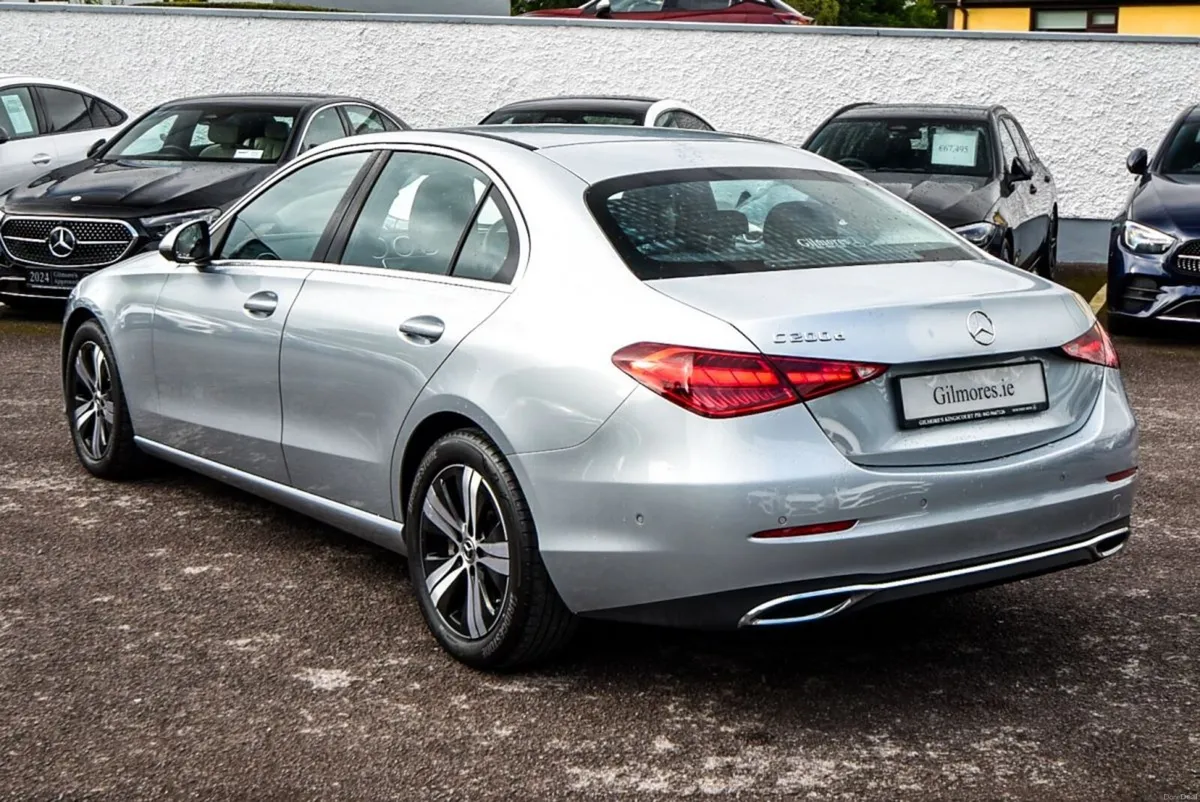Mercedes-Benz C-Class C200d Avantgarde 2.0 Auto - Image 4