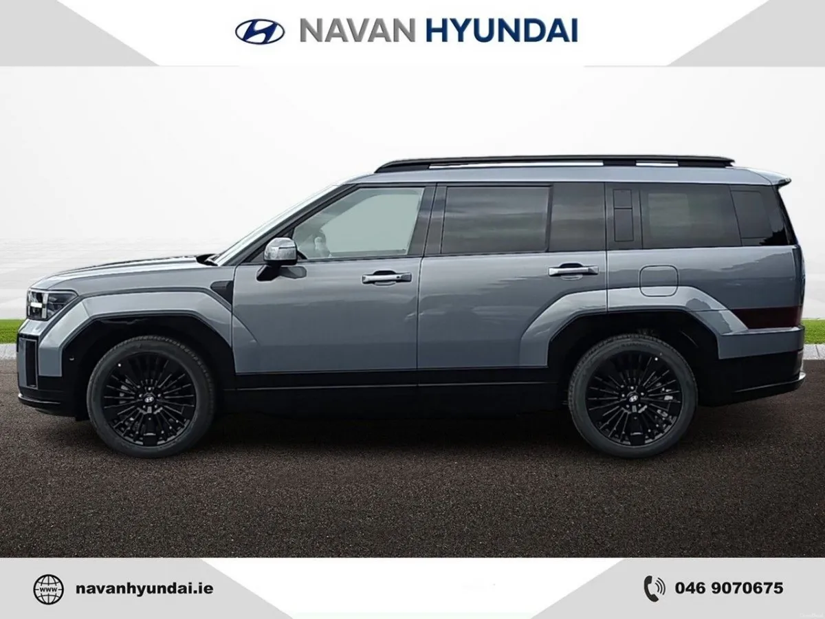 Hyundai Santa Fe 1.6 PHEV 4WD Premium *PRE REG - E - Image 4
