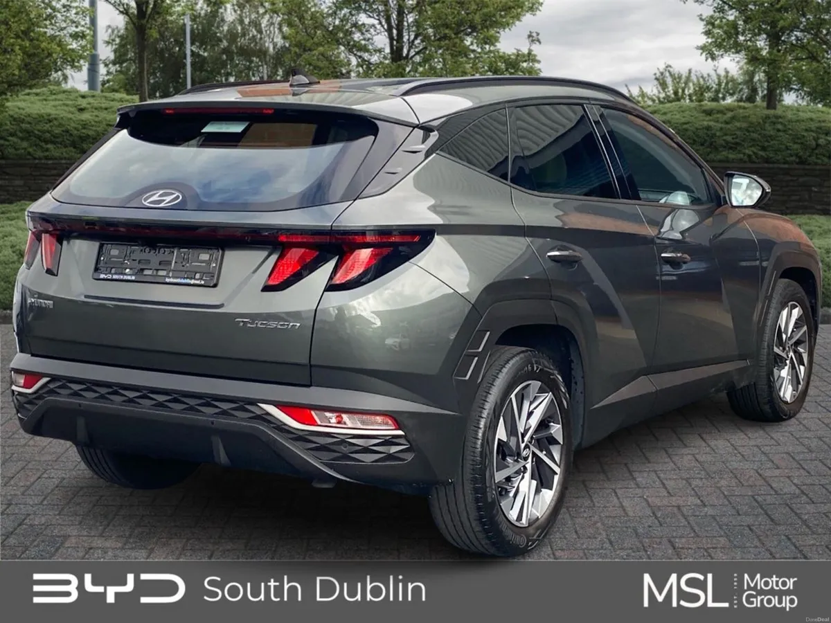 Hyundai Tucson 2WD Executive - Image 3