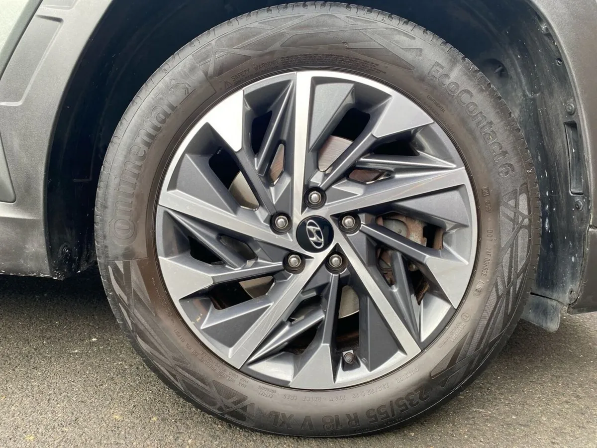 Hyundai Tucson 2WD Executive - Image 5