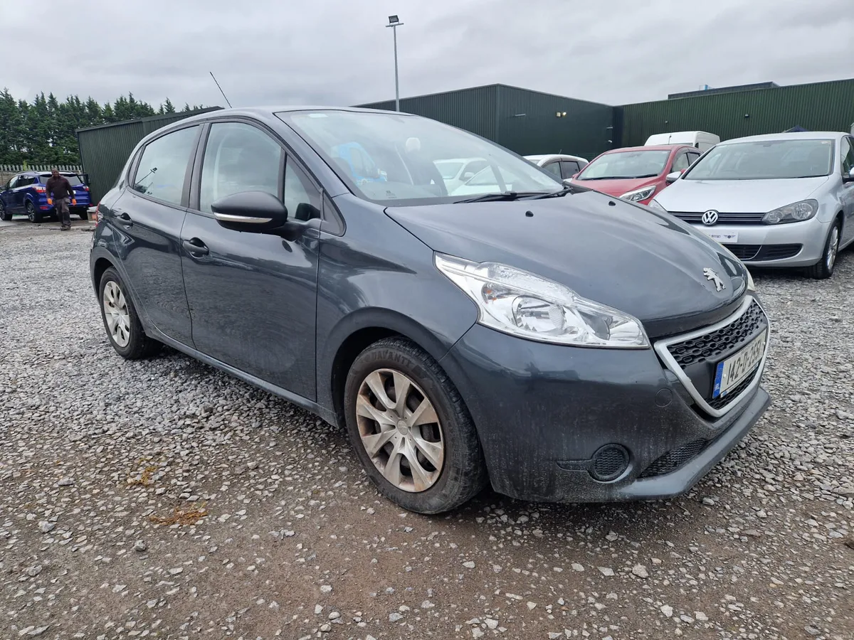 Peugeot 208 2014 - Image 4