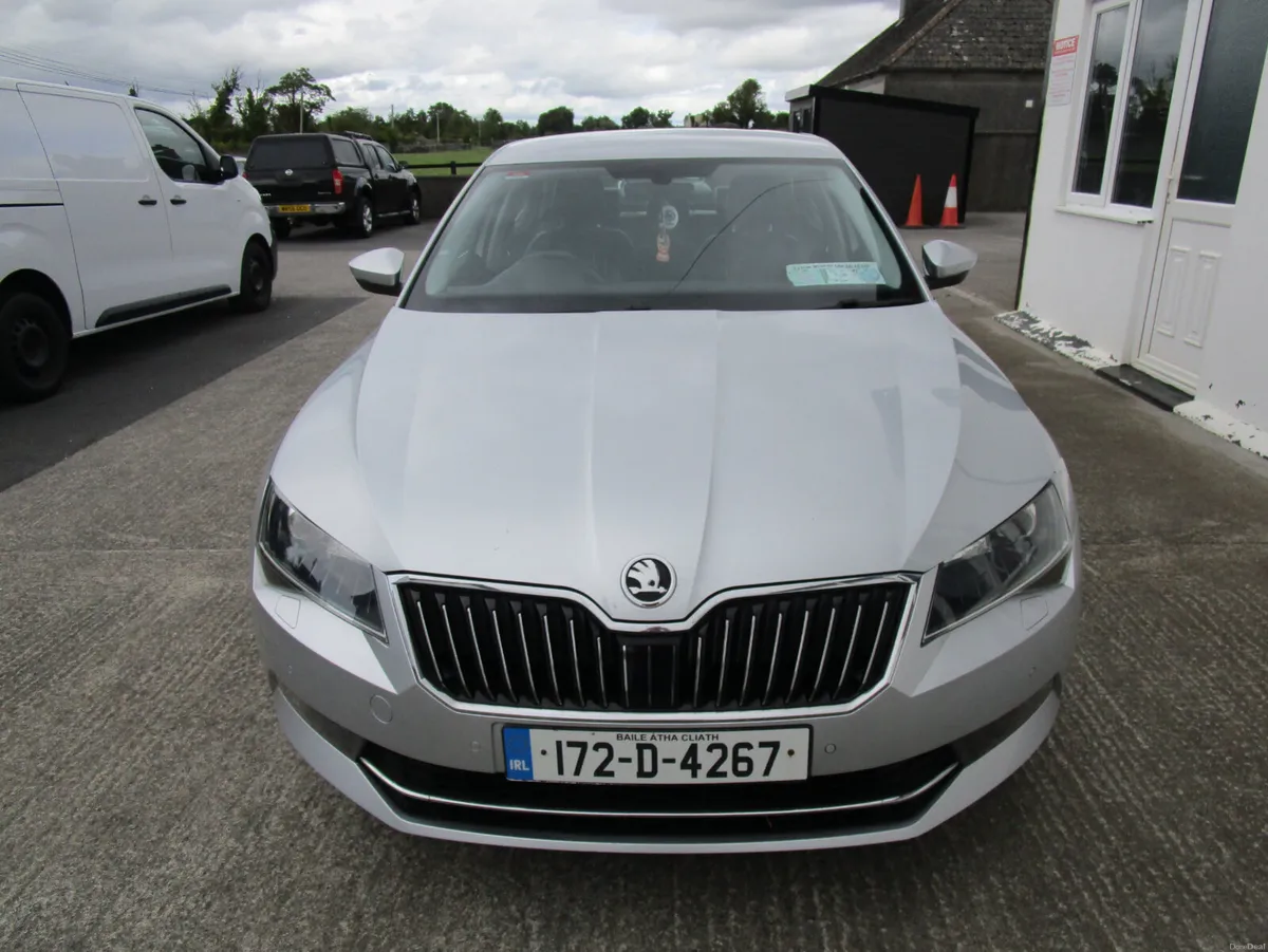 Skoda Superb 2017  DSG. - Image 2