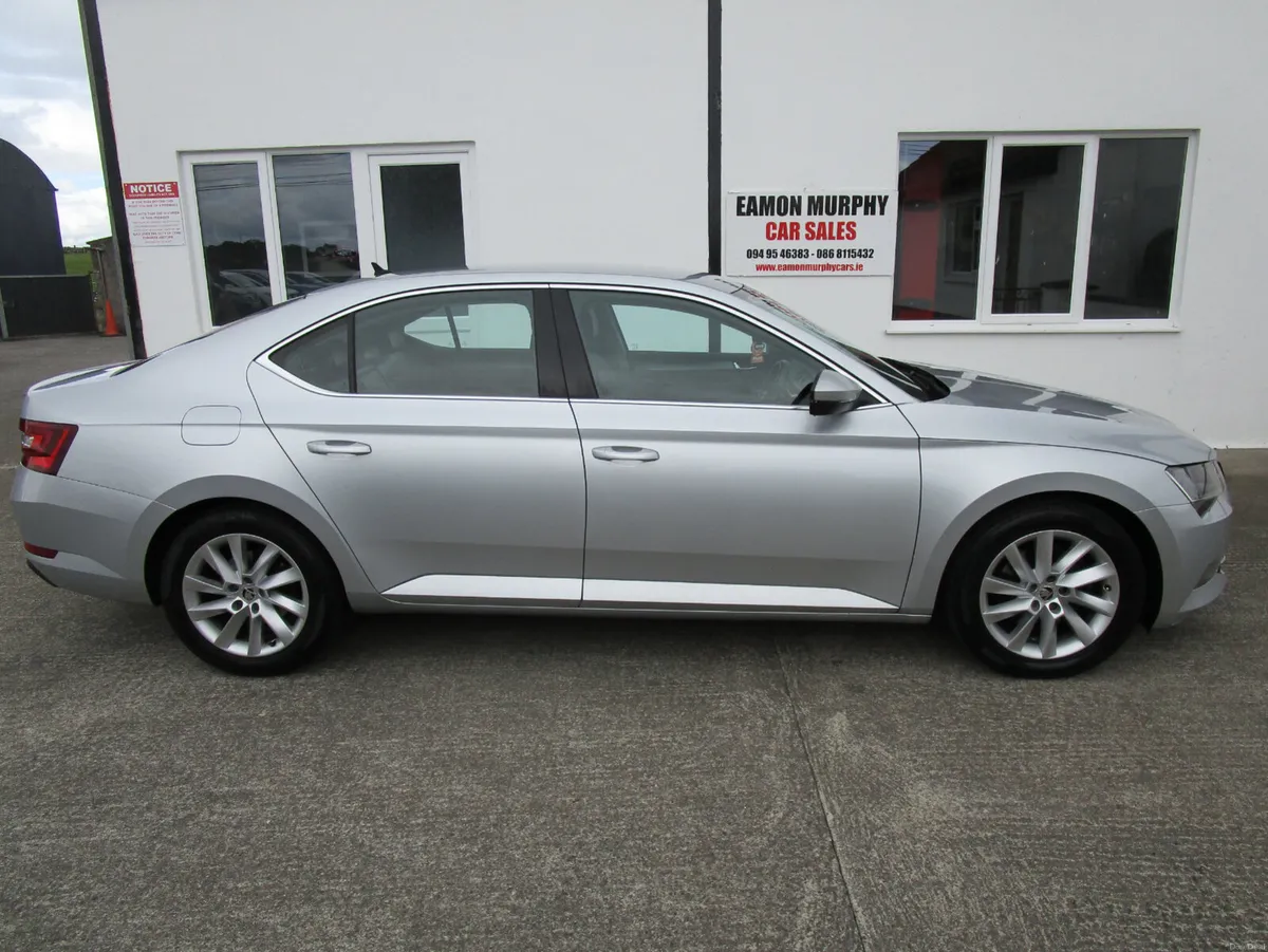 Skoda Superb 2017  DSG. - Image 5