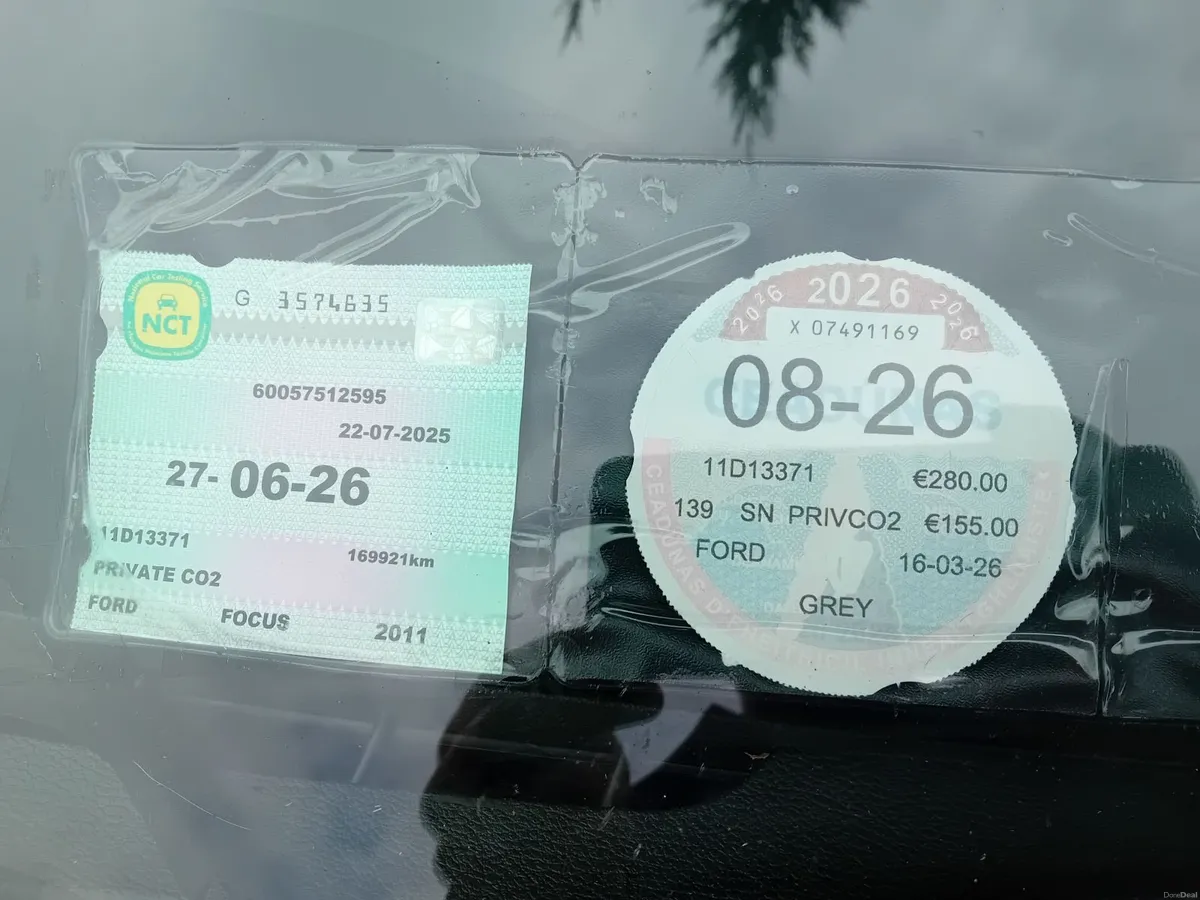 Ford Focus 2011 - Light  Damage - Image 6