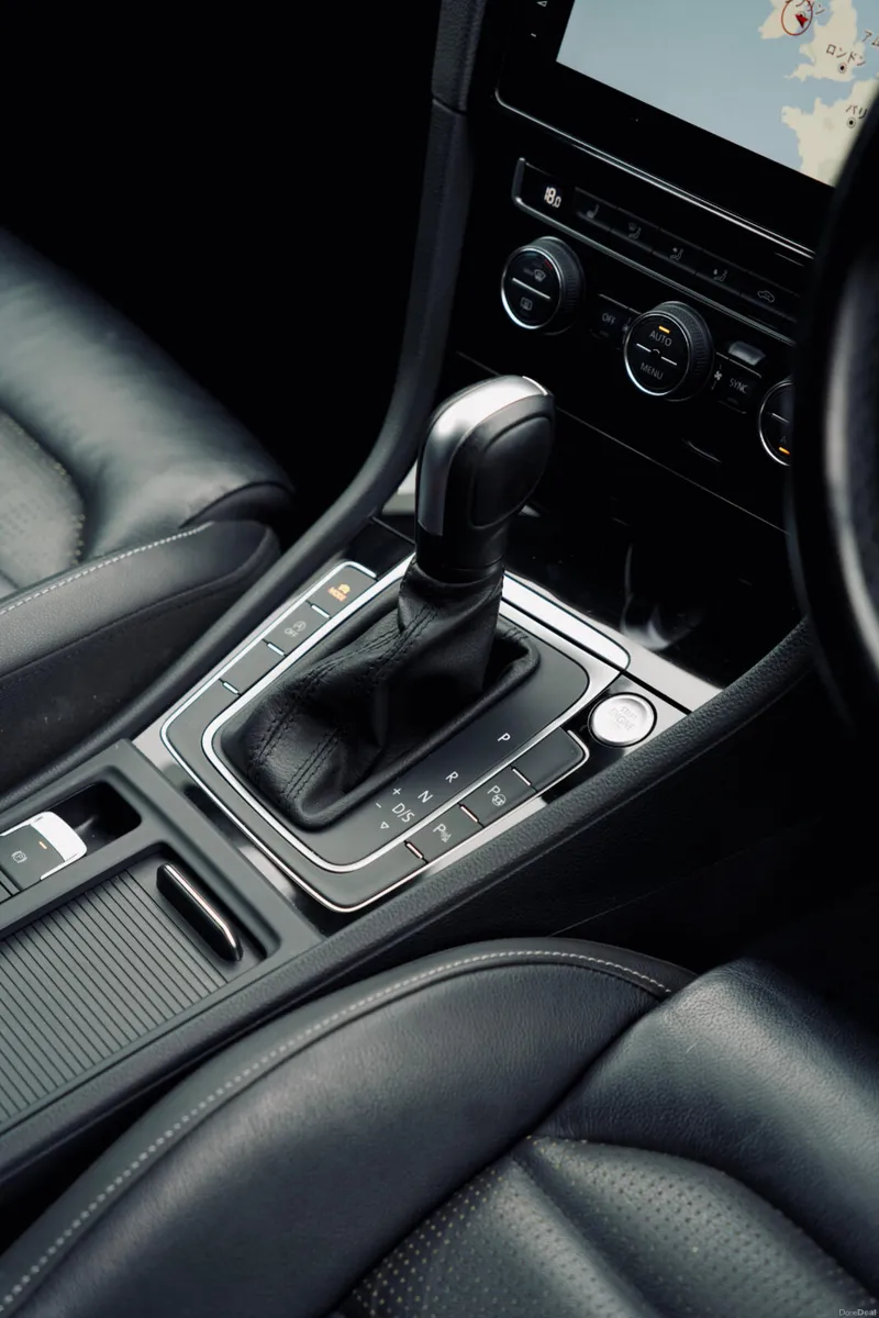 Volkswagen Golf 2.0 TDI Highline 2020 | High spec - Image 2