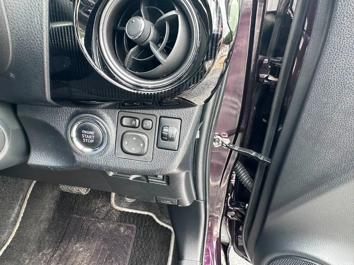 Toyota Yaris (Vitz) 2017  Push start immobiliser - Image 6