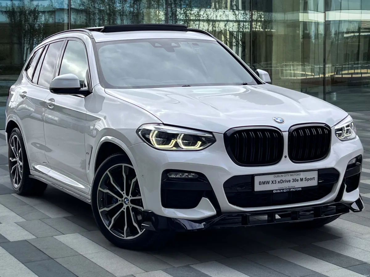BMW X3 xDrive 30e M Sport *Top Specs & Panroof* - Image 1