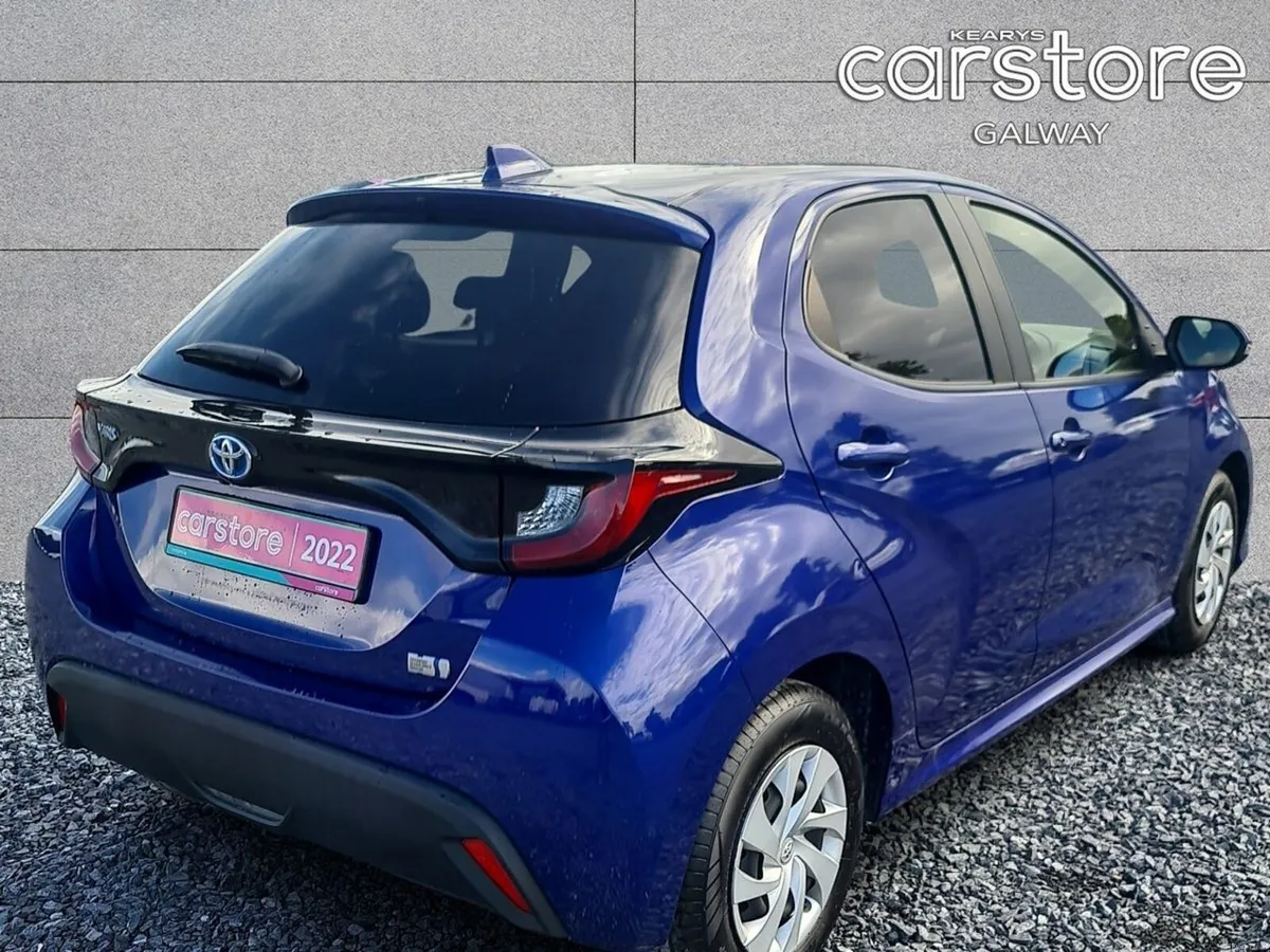 Toyota Yaris Hybrid X - Image 3