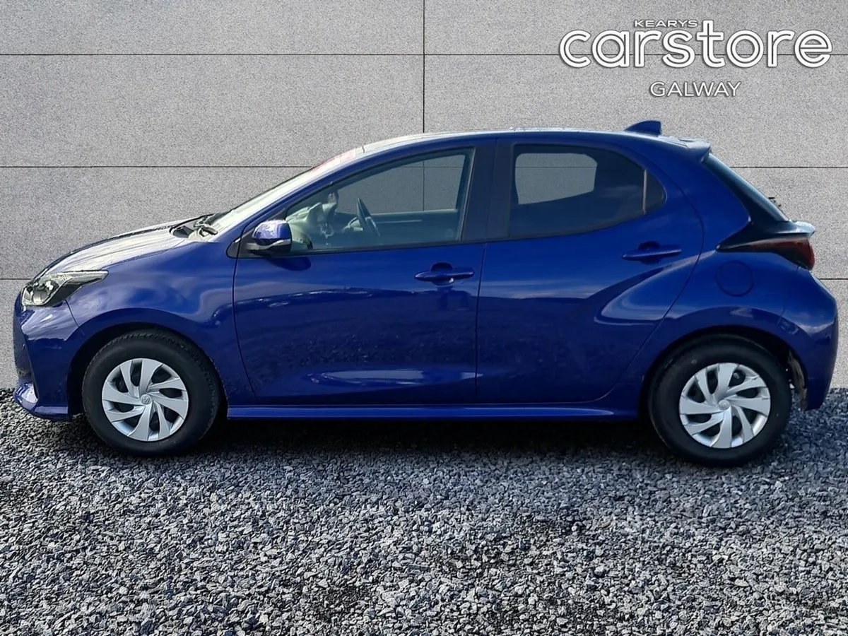 Toyota Yaris Hybrid X - Image 6