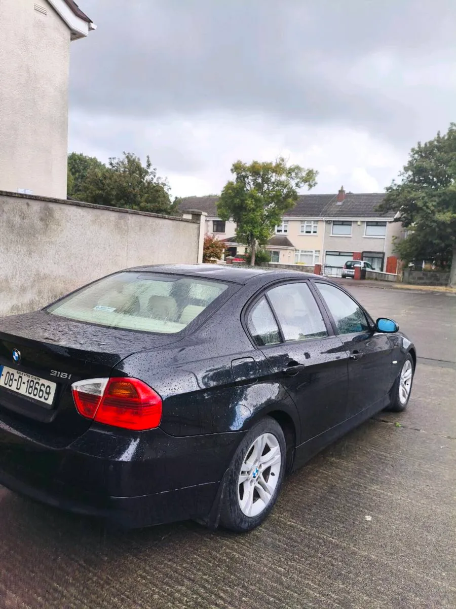Automatic bmw 318i 2008 low km150 - Image 4