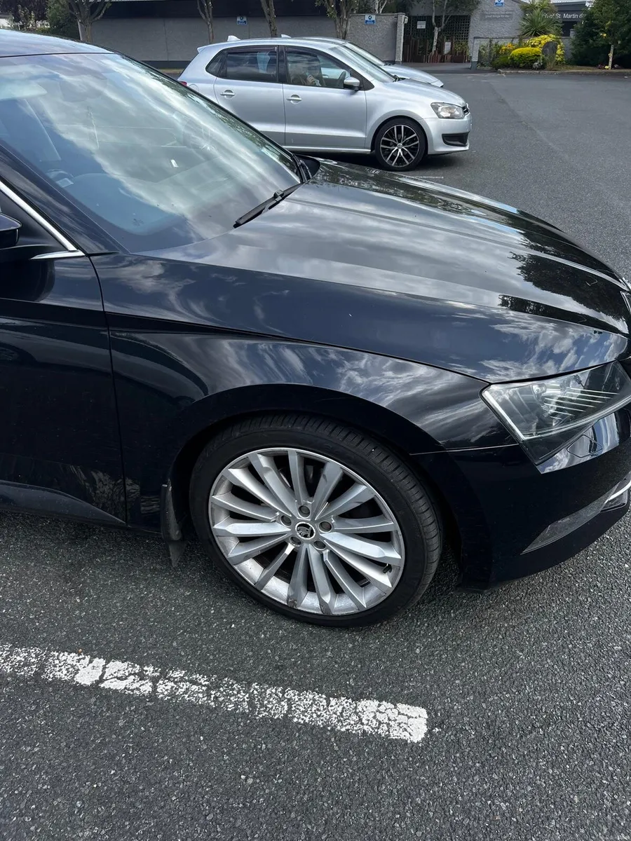 Skoda superb - Image 4