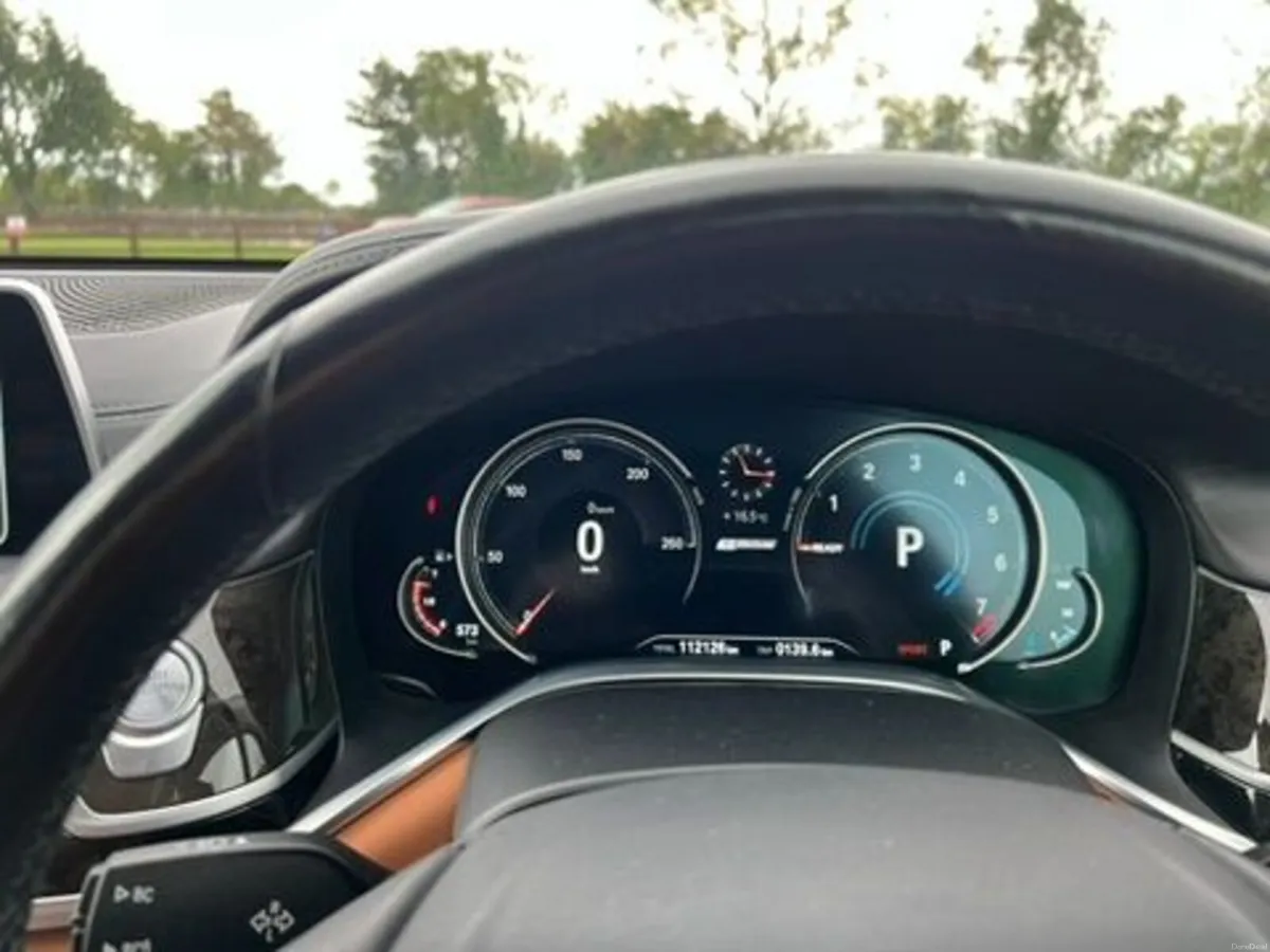 BMW 7-Series 2016 - Image 5