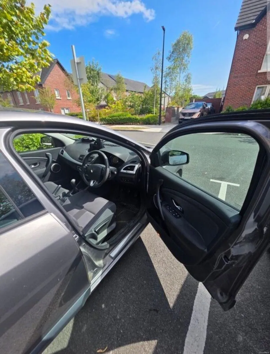 2011 Renault megane 1.5dci Nct 01/27 tax 10/26 - Image 6
