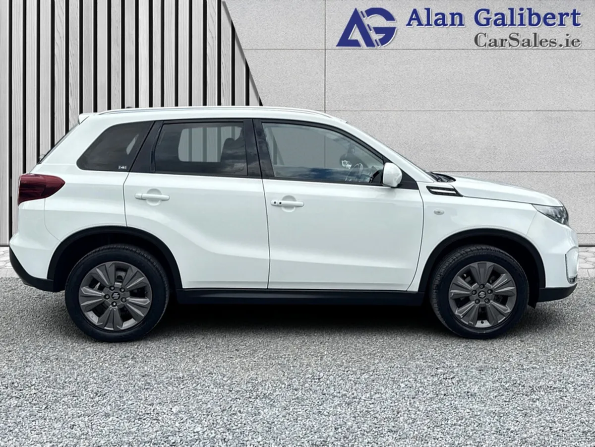 Suzuki Vitara 1.5 HEV SZ-T Automatic - Image 3