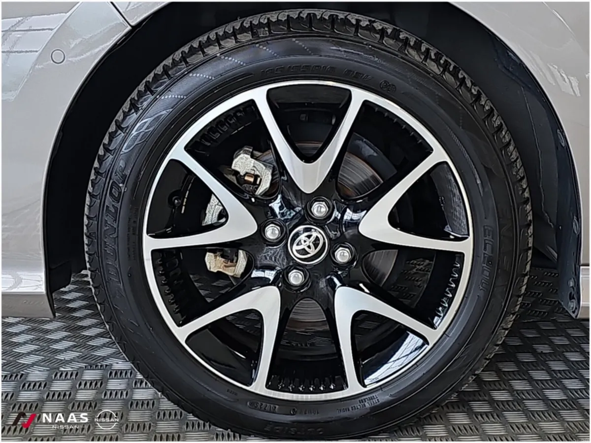 Toyota Yaris HYBRID 1,5  SPORT - Image 6