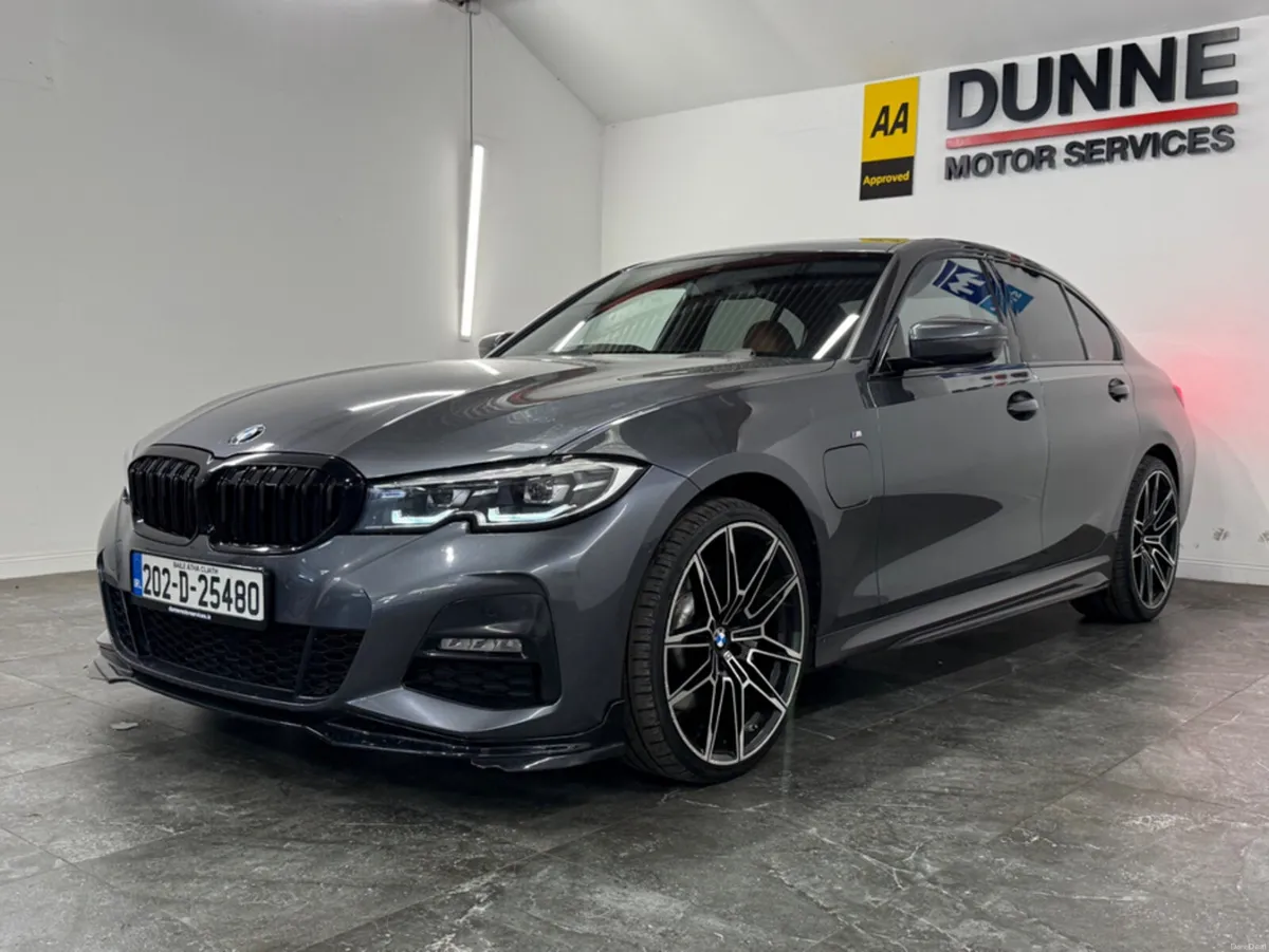 BMW 3-Series **M-SPORT **LCI TAILIGHTS **MULTI FUN - Image 2