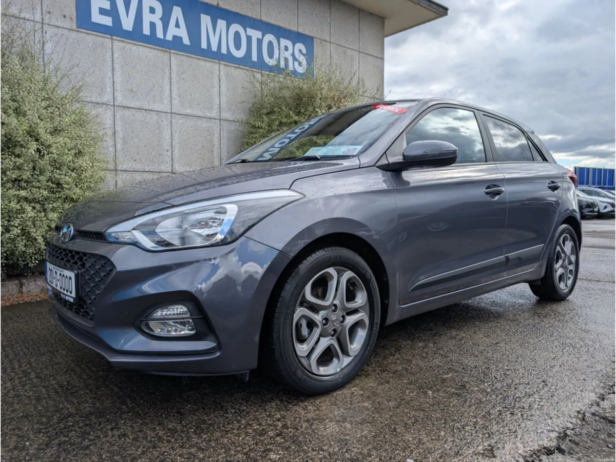 Hyundai i20 ACTIVE DELUXE PLUS MANUAL 1.25 PETROL - Image 4