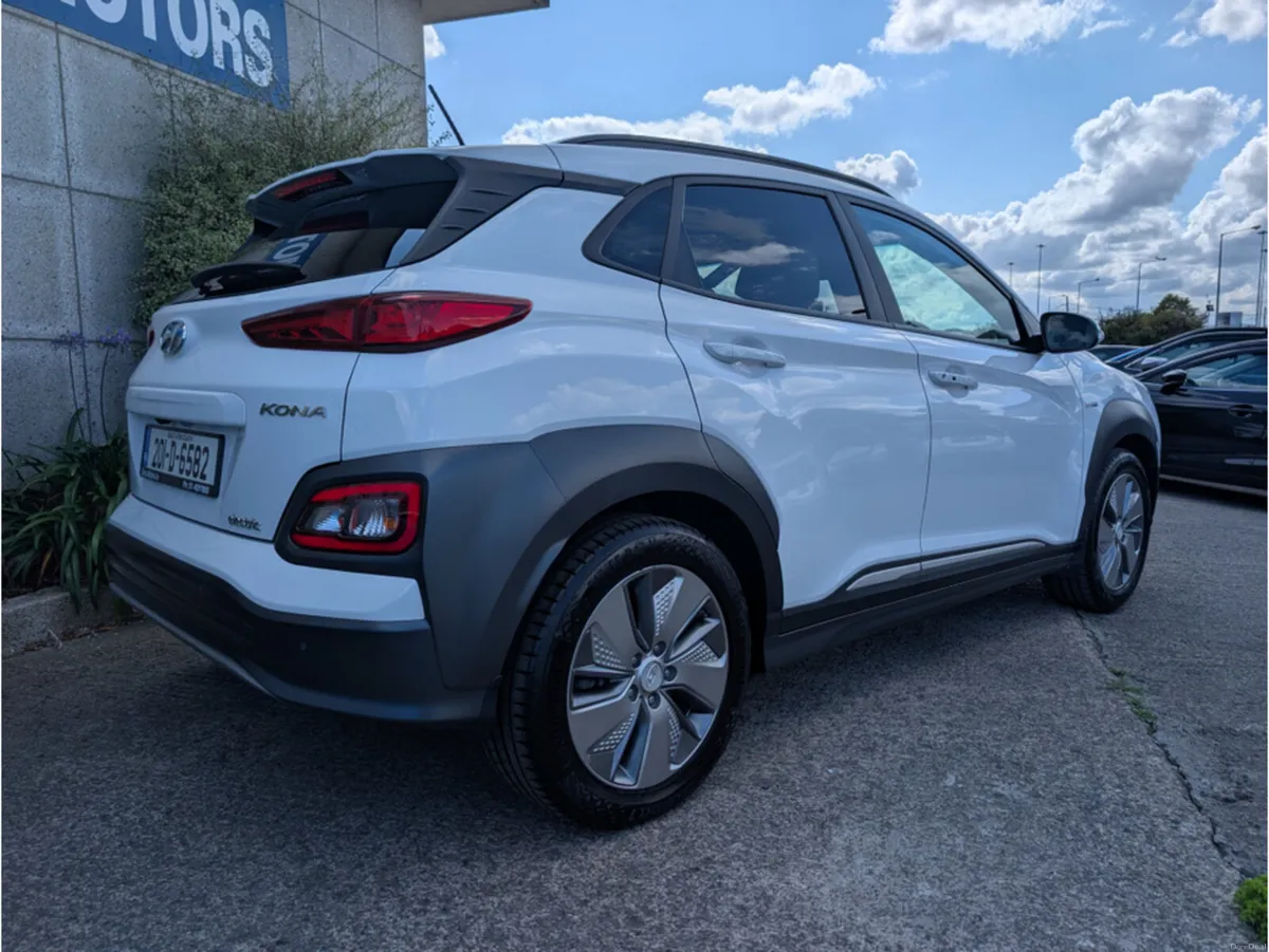 Hyundai KONA KAUAI EV PREMIUM ELECTRIC AUTOMATIC / - Image 6