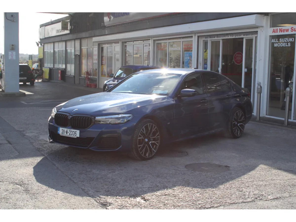 BMW 5-Series 530E M SPORT 4DR AUTO - Image 4
