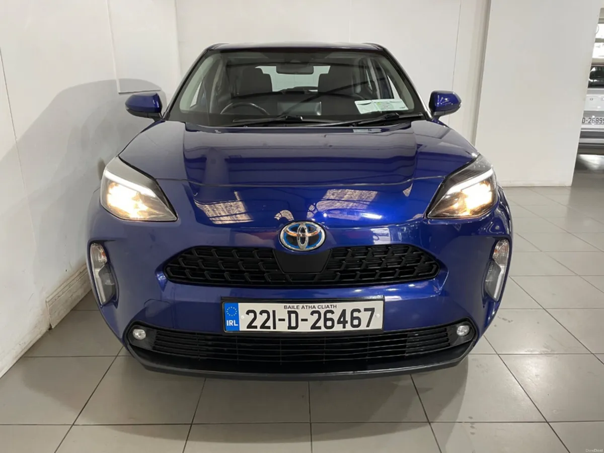 Toyota Yaris Cross LUNA 4DR AUTO FULL SERVICE HIST - Image 2