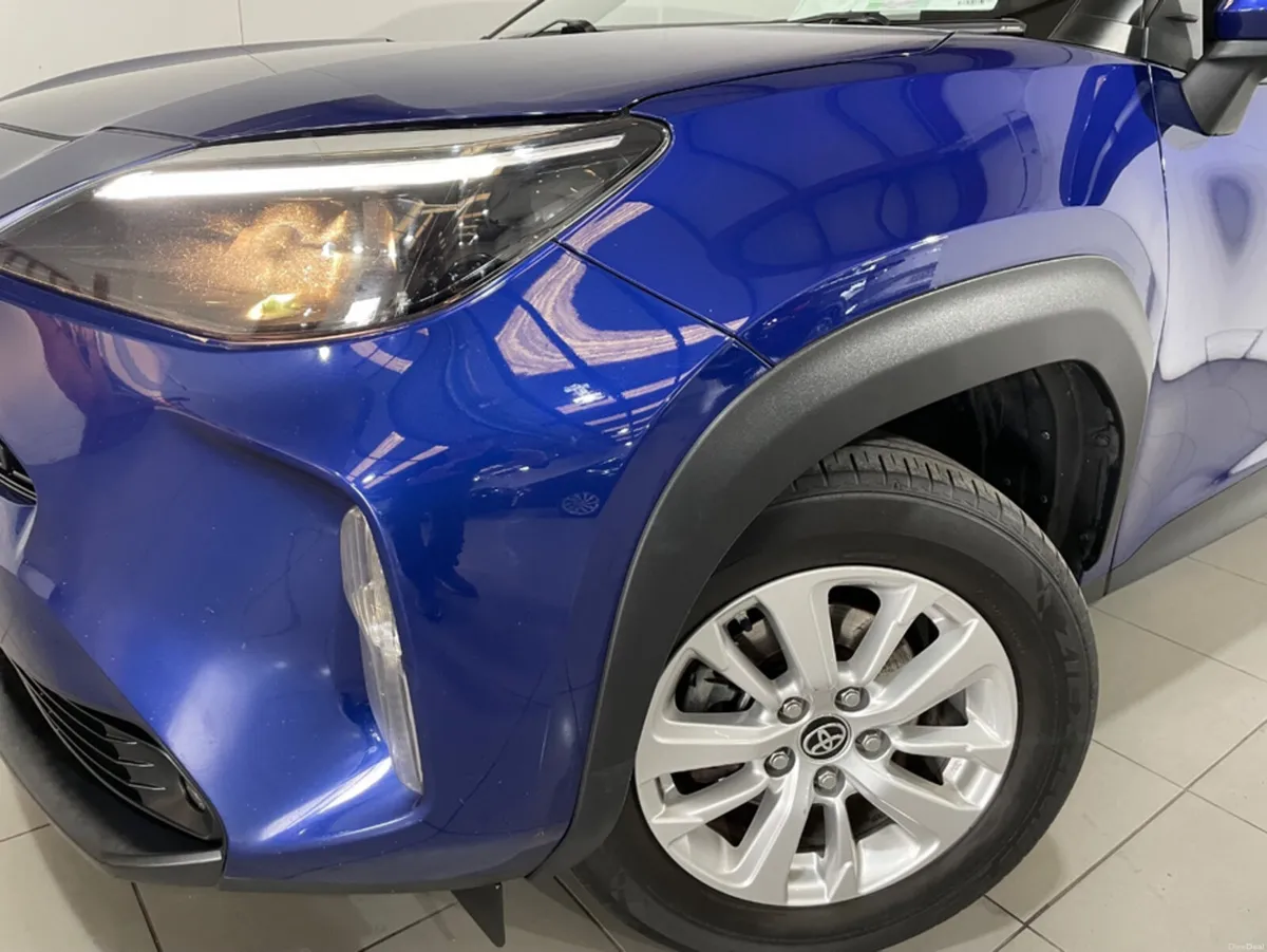 Toyota Yaris Cross LUNA 4DR AUTO FULL SERVICE HIST - Image 4