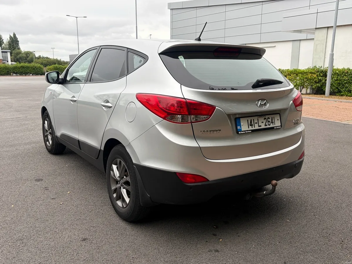 Hyundai ix35 - Image 2