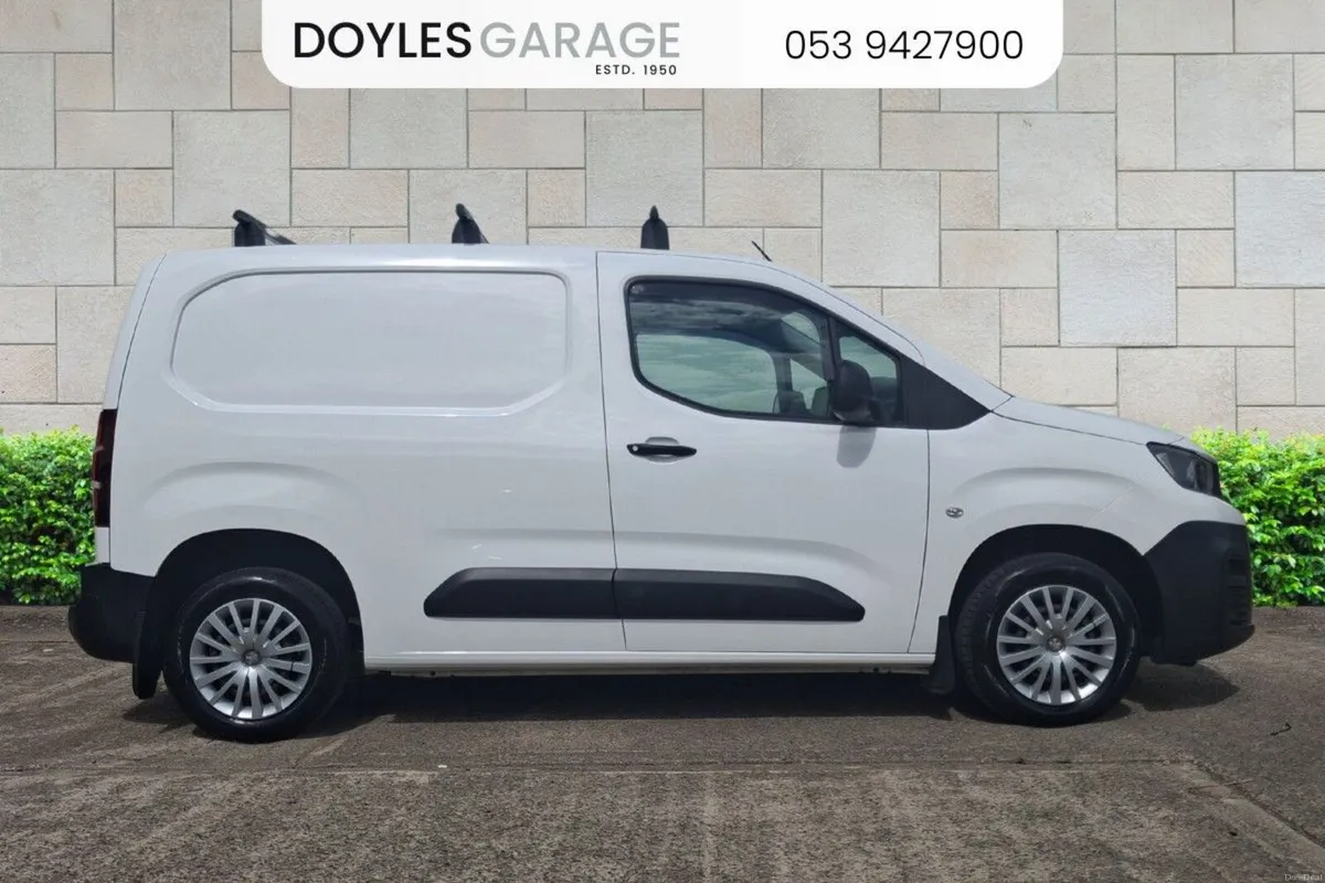 Peugeot Partner Professional 1.5 Blue HDi Diesel 7 - Image 2