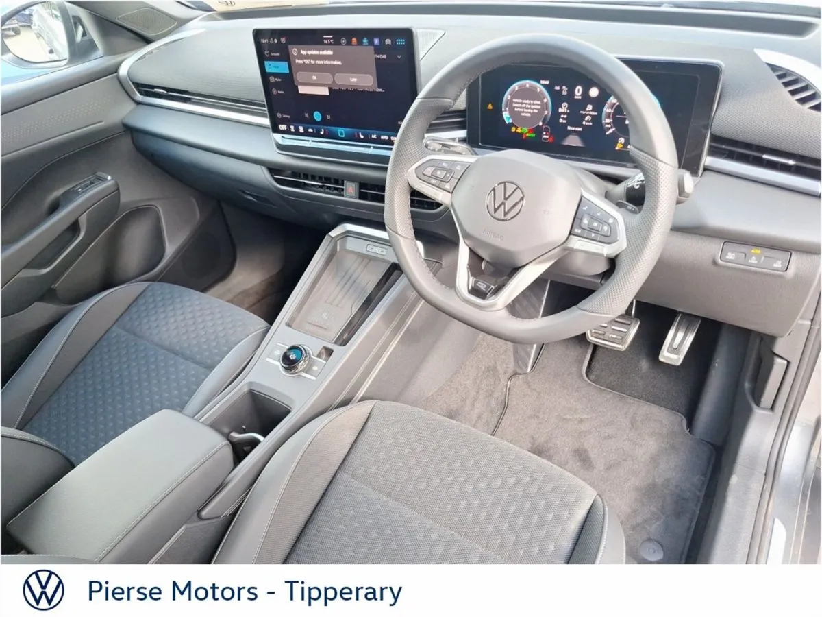 Volkswagen T-Roc R-LINE 1.5TSI 150HP MHEV - Image 2