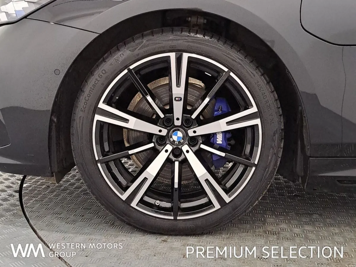 BMW 5-Series 530 E M Sport Auto touring - Image 6