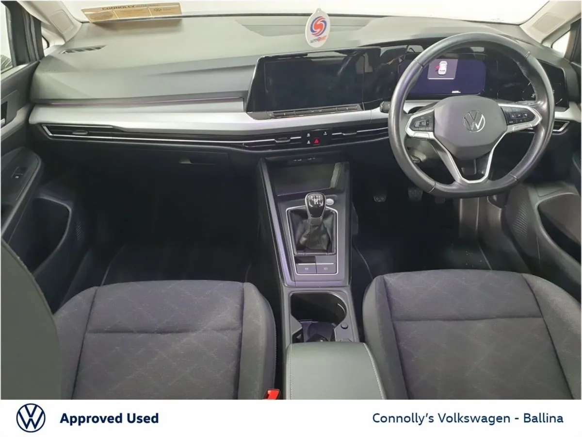 Volkswagen Golf 2.0 TDI 115HP Life - Image 2