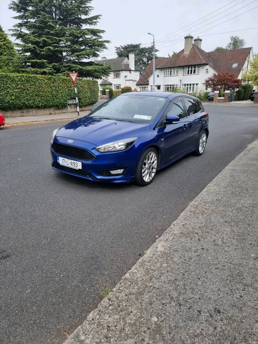 Ford Focus ST Line nct 08/28 - Image 3