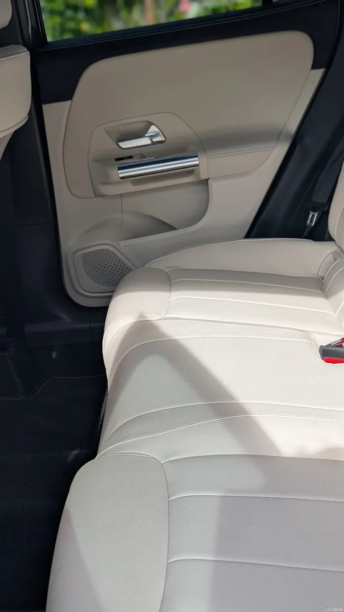 Mercedes GLA 200 - Image 6