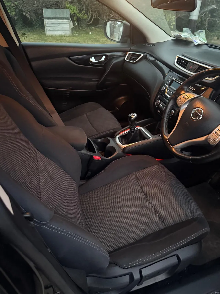 2014 Nissan Qashqai 1.5 diesel - Image 6