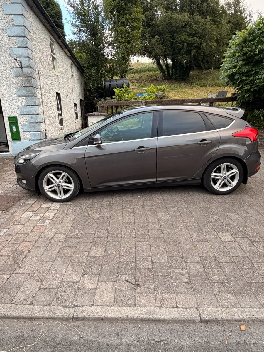 Ford Focus - Image 3