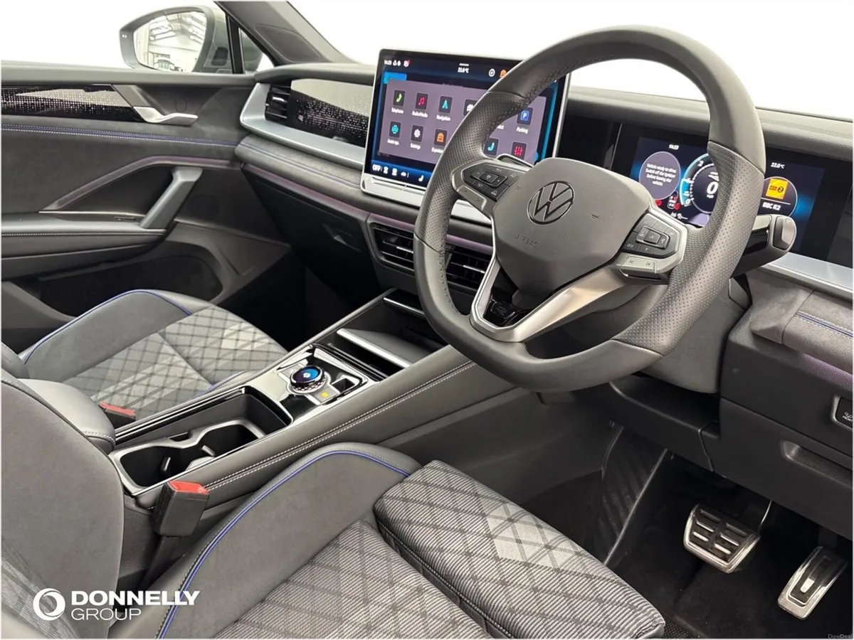 Volkswagen Tayron Diesel Estate R-Line - Image 6
