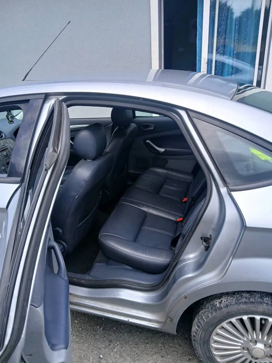 FORD MONDEO 1.6 PETROL - Image 4