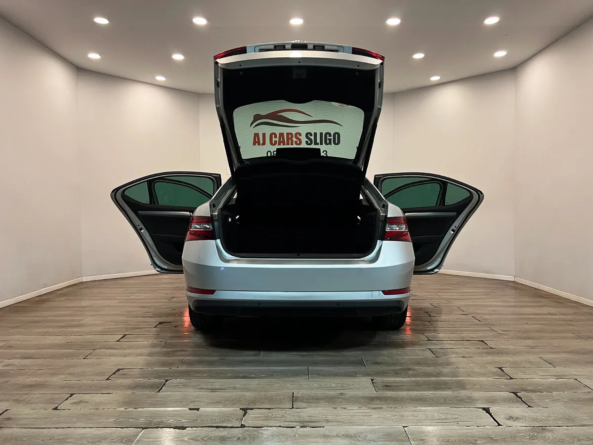 HIGH SPEC SKODA SUPERB EXECUTIVE L 2.0TDI 2019 - Image 5
