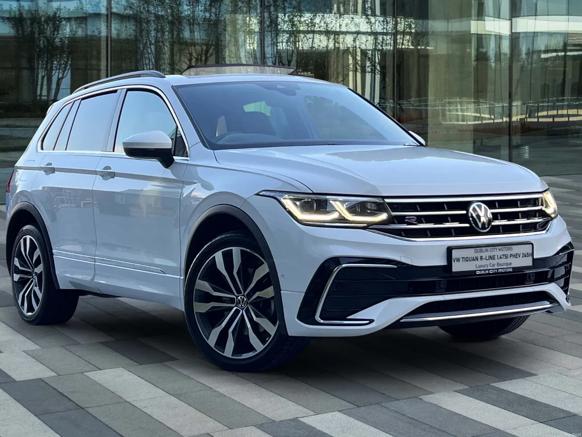 Volkswagen Tiguan R-Line 1.4TSI PHEV *Panroof* - Image 1