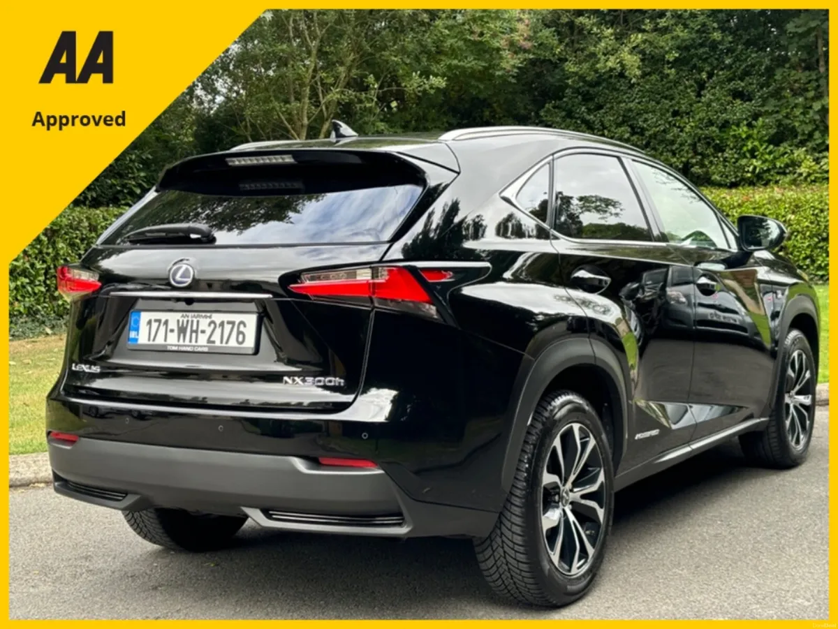 Lexus NX300h F-SPORT AWD 2017 - Image 4