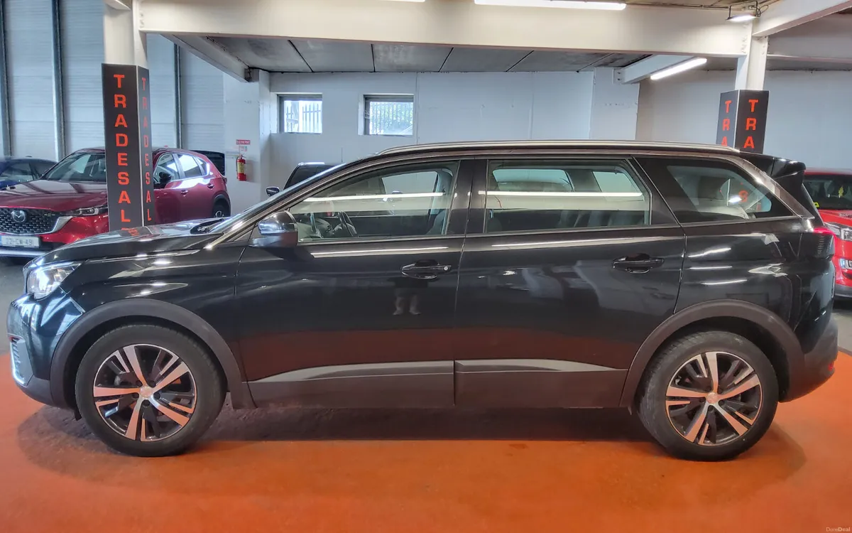 Peugeot 5008 2019 - Image 6