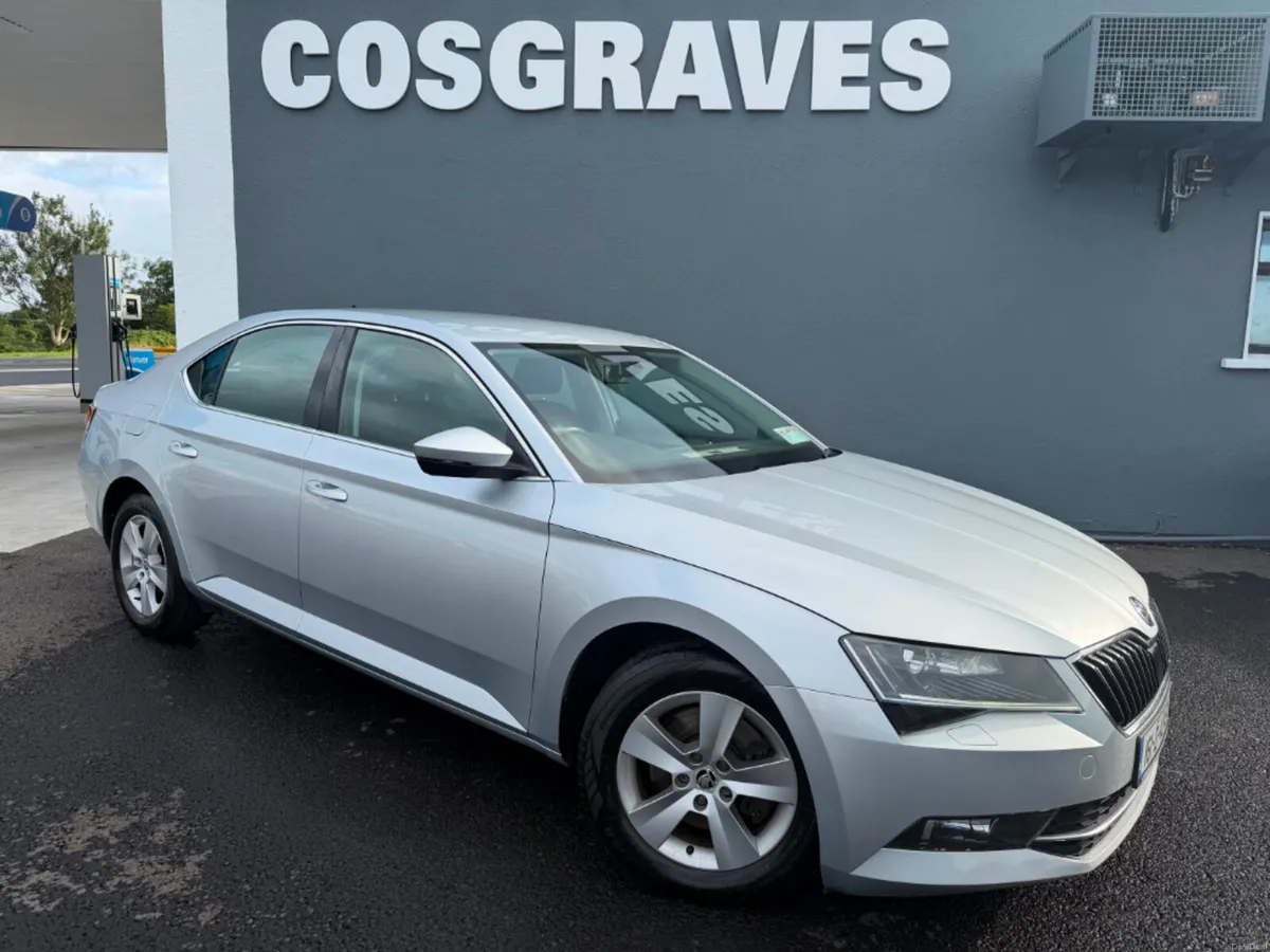 Skoda Superb Ambition 1.6tdi 120BHP * HEATED SEATS - Image 1