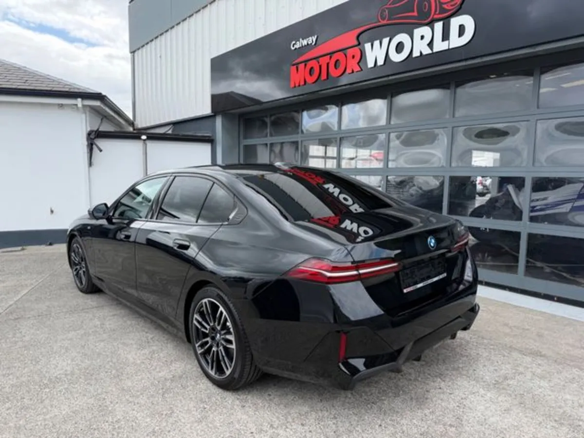 BMW 5-Series M SPORT AUTO PRO COMFORT PLUS - Image 2