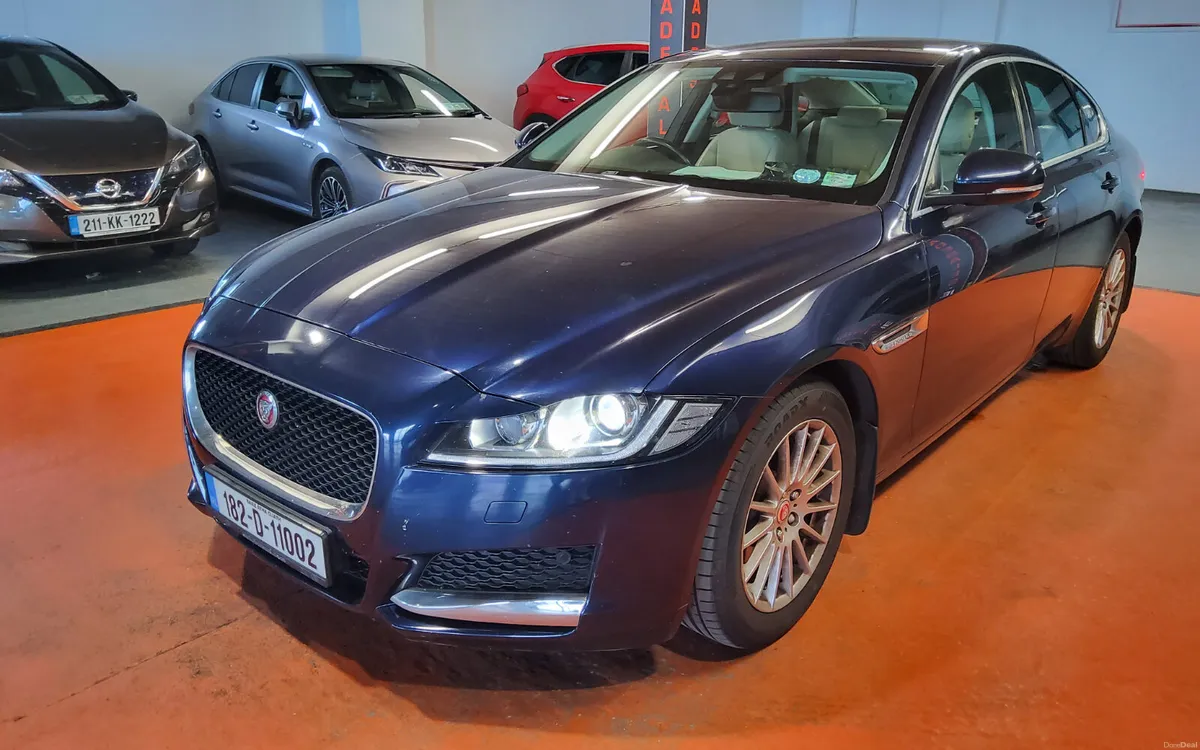 Jaguar XF 2018 - Image 3