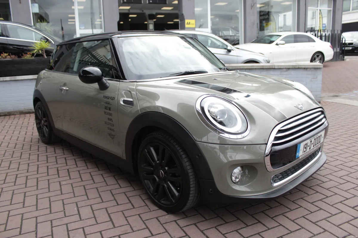 1.5D COOPER BLACK EDITION 3DR HATCHBACK AUTO // FU - Image 2