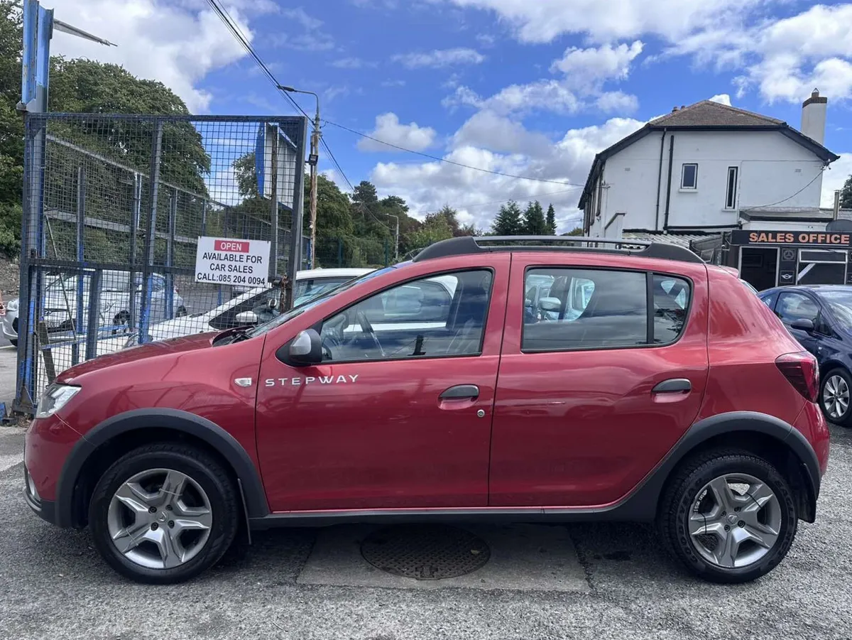 Dacia Sandero Stepway SIGNATURE! - Image 3
