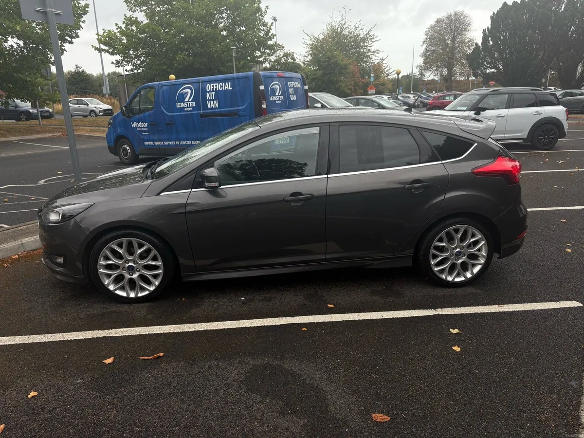 Ford Focus 1.0 Zetec S - Image 4