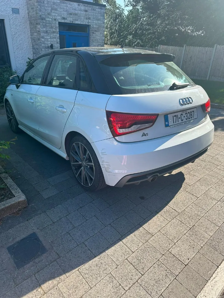 Audi A1 2017 - Image 2