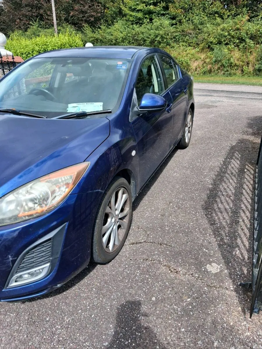 2011 Mazda 3.  1.6D Sport - Image 2