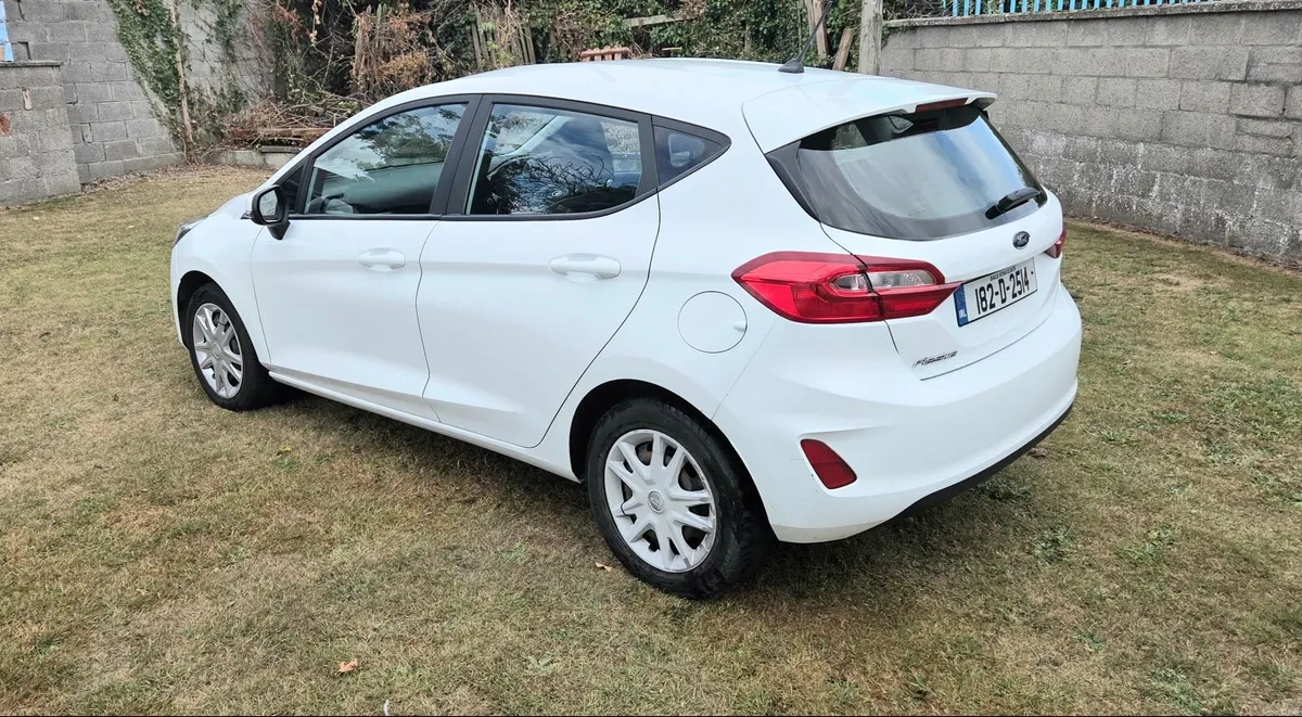 Ford Fiesta 2018 New model white - Image 2